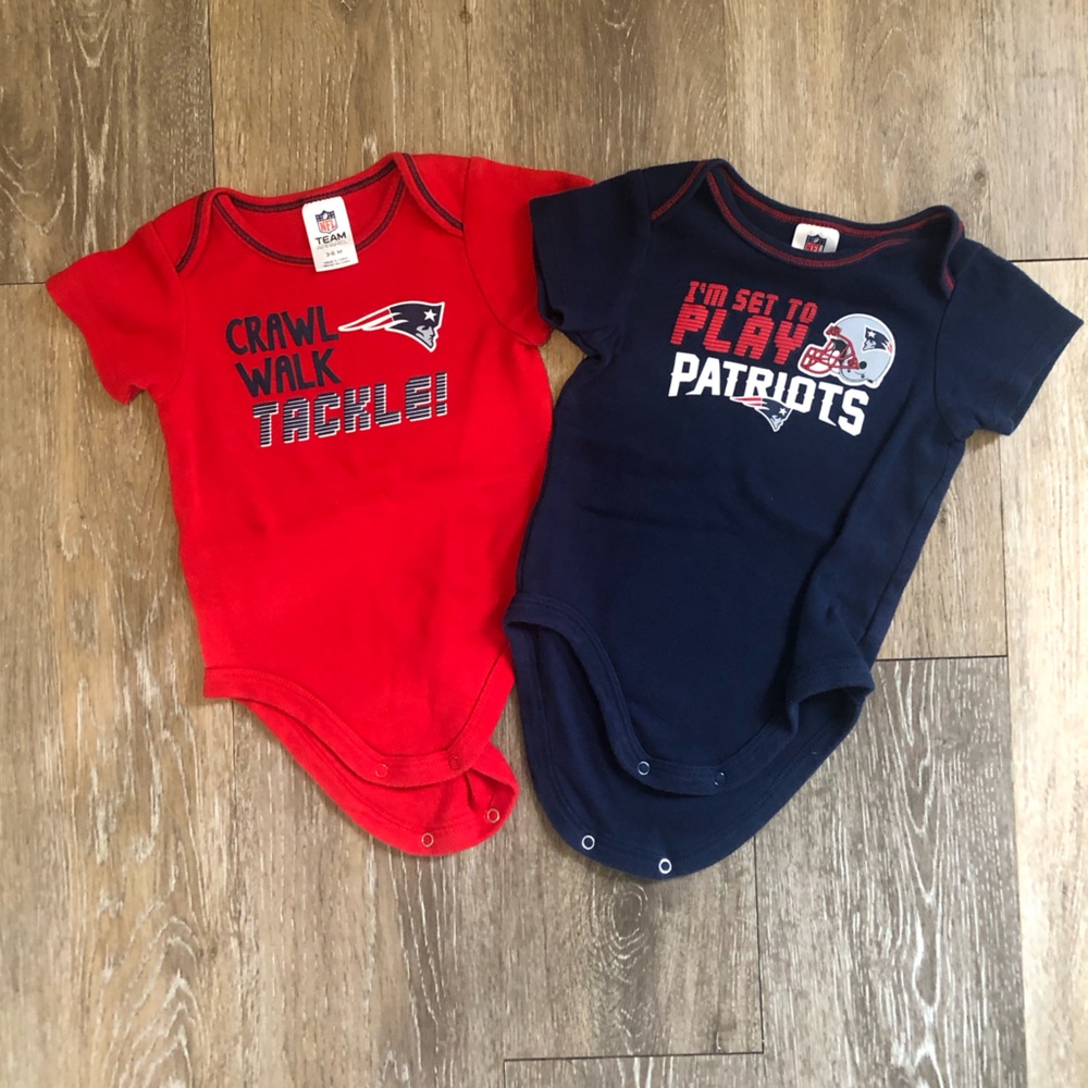 New England Patriots baby Onesie set.